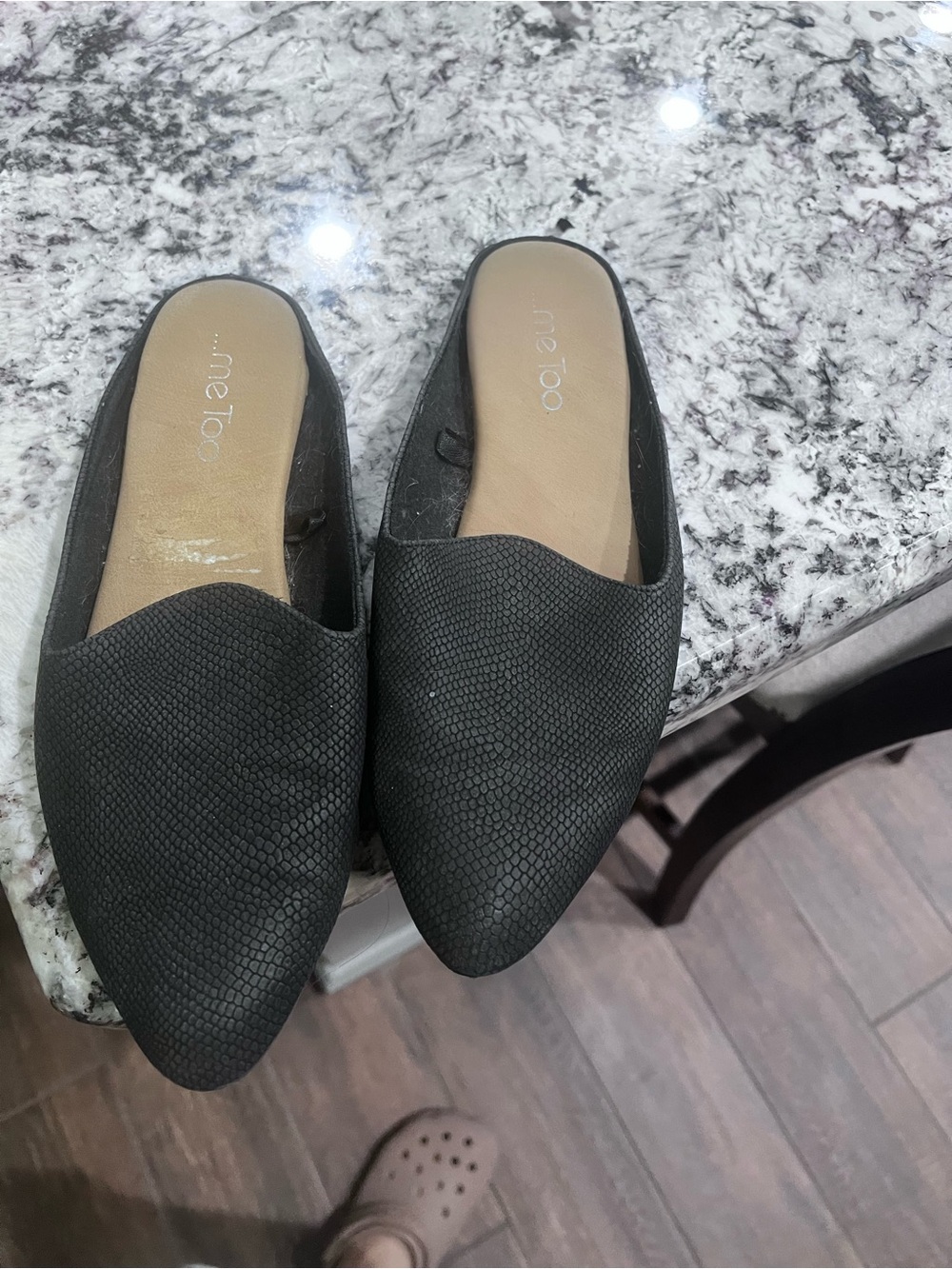 me too Black Textured Pointed Mules